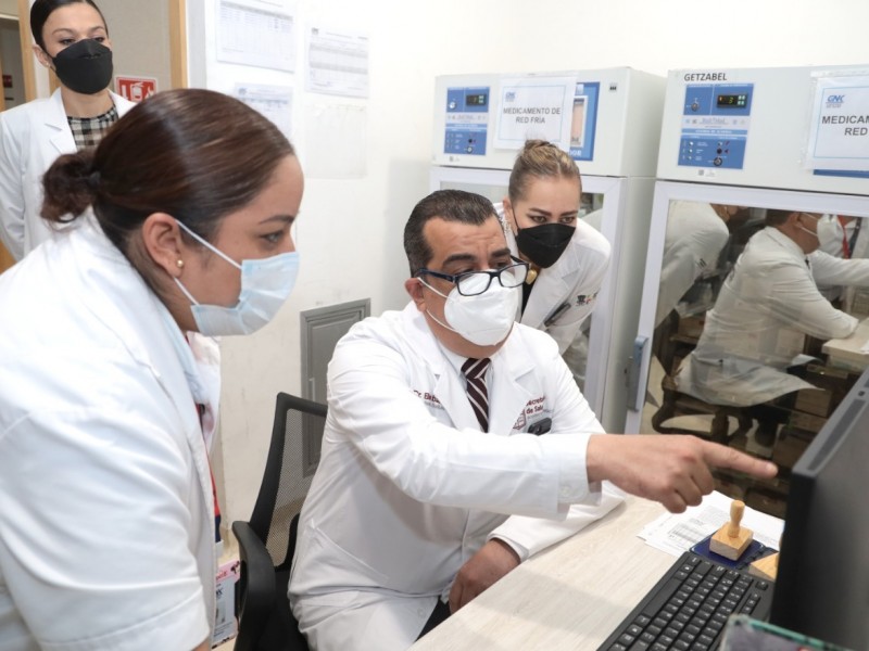 Con 440 mdp construirán hospitales en Maruata y Aquila