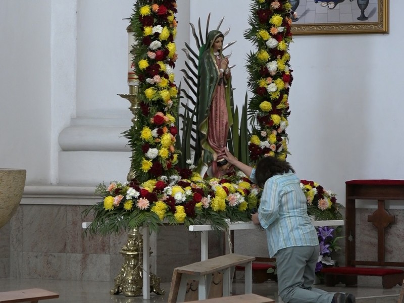 Con aforo limitado, celebran a la Virgen de Guadalupe