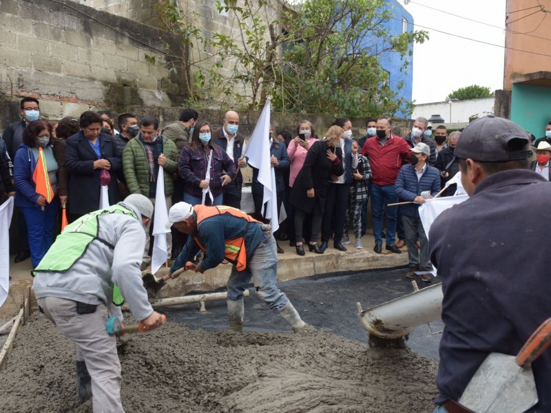 Con banderazo; así iniciaron pavimentaciones 2022 en Xalapa