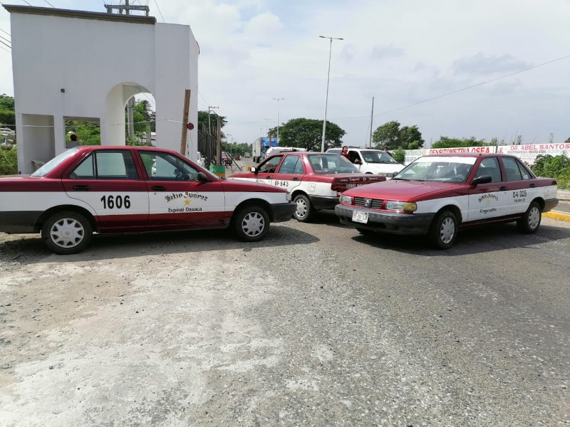 Con bloqueo, transportistas de El Espinal exigen alto al pirataje