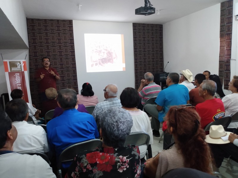 Con charla conmemoran el aniversario de Empalme