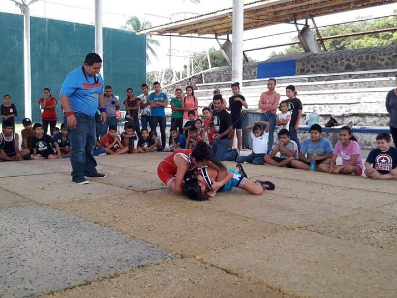 Con deporte buscamos alejar a niñas y niños de drogas