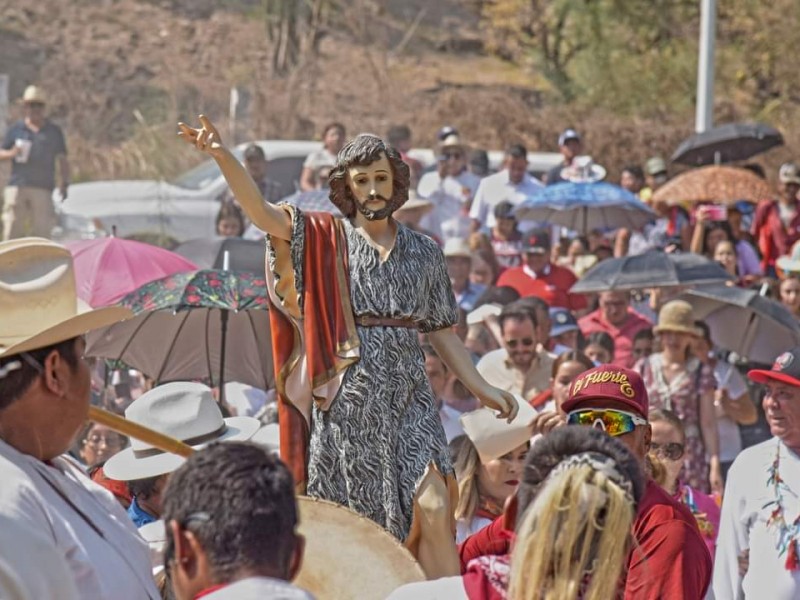 Con éxito avanza el festival San Juan Bautista de Carapoa