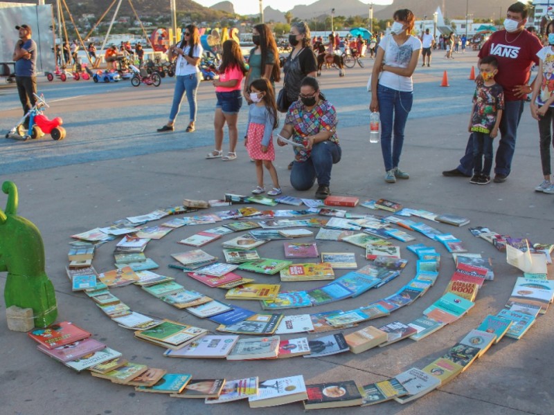 Con éxito celebran Día internacional del libro