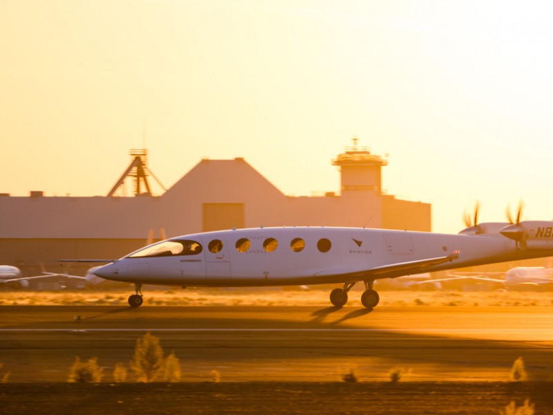 Con éxito realiza su primer vuelo avión israeli totalmente eléctrico