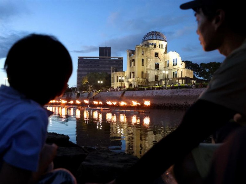 Con llamado a “desnuclearizar”, recordó Hiroshima aniversario de bomba atómica