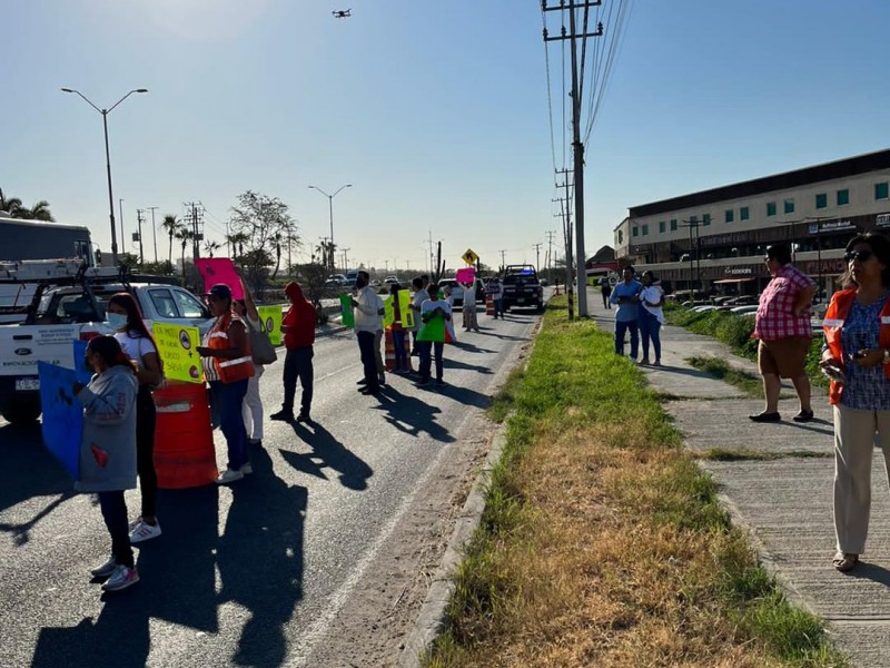 Con manifestación pacífica, hacen llamado a generar conciencia vial