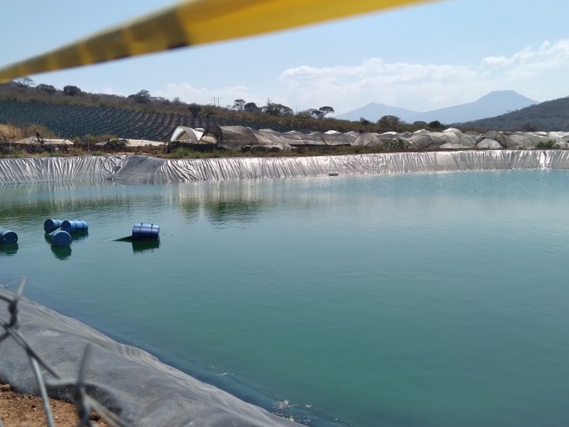 Con ollas de agua buscan mitigar lestragos de la sequía