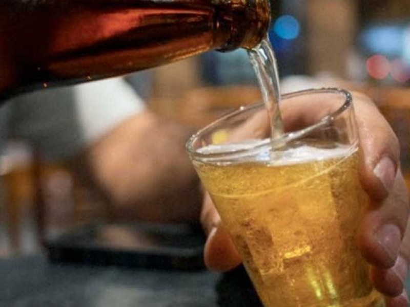 Con semáforo verde se empiezan a reactivar venta de alcohol