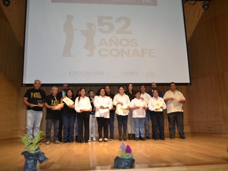 CONAFE conmemora 52 años de brindar educación comunitaria