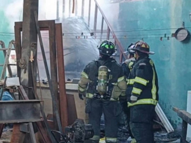 Conato de incendio moviliza cuerpos de emergencia en colonia Diana Laura