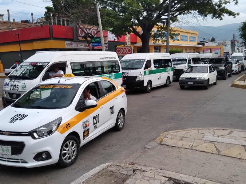 Concesionamiento del transporte debe beneficiar a los de mayor antigüedad