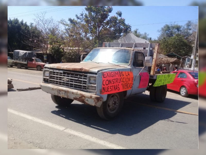 Concluye bloqueo carretero en Papanoa