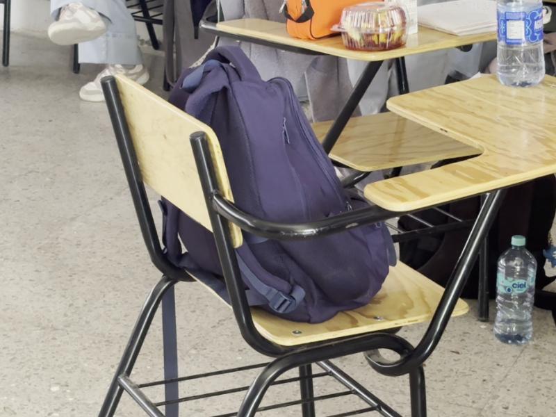 Concluye ciclo escolar y alumnos salen de vacaciones