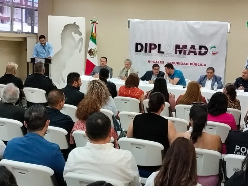 Concluyen diplomado nuevos mediadores