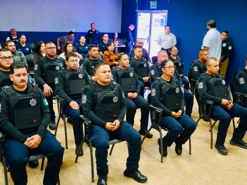 Concluyen policías curso de especialización para fortalecer su capacidad de respuesta
