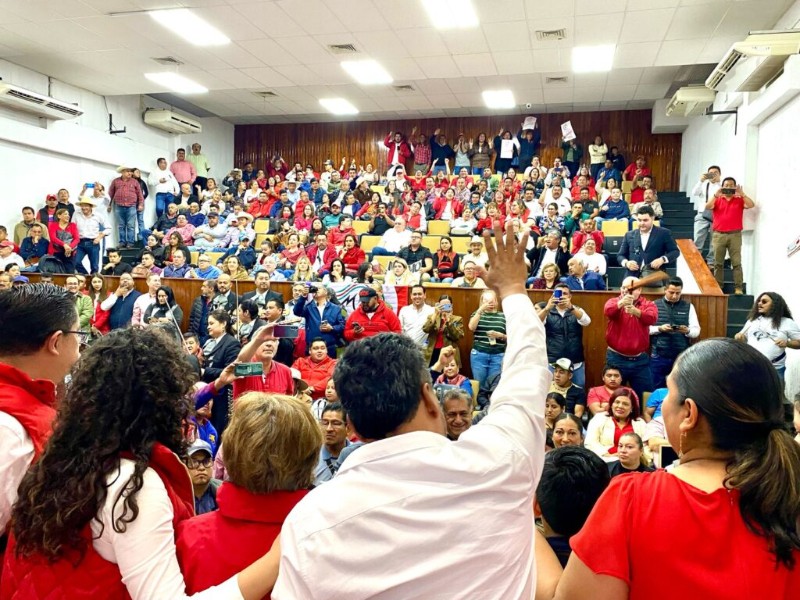 Concluyen registros de aspirantes a presidentes municipales en PRI Veracruz