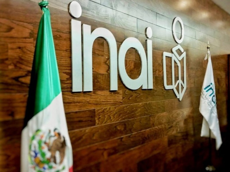 Condenan desaparición del INAI