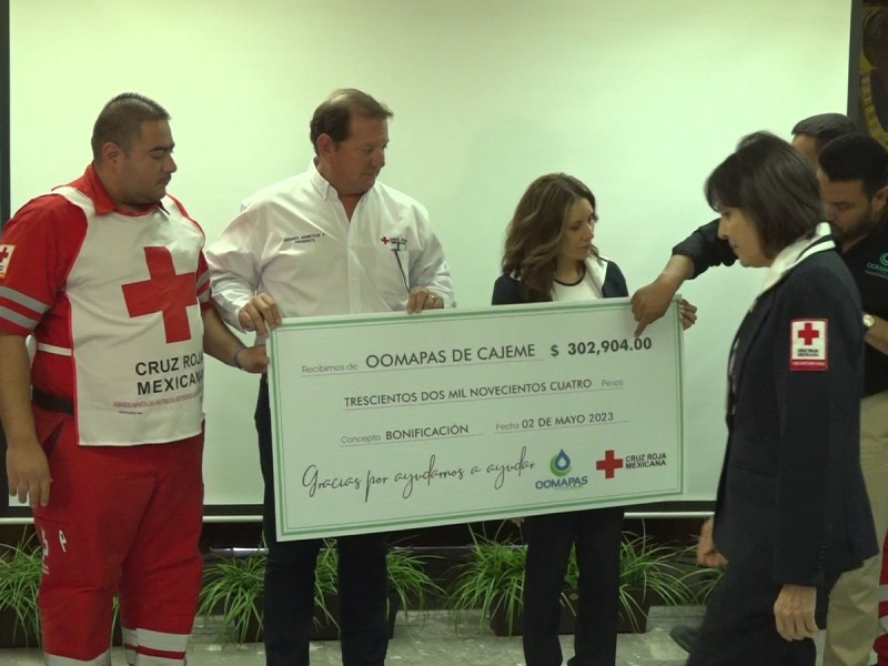 Condona OOMAPASC miles de pesos en beneficio de Cruz Roja