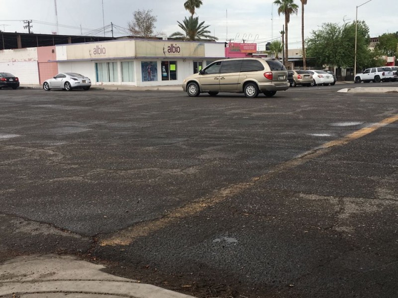 Conducir con cuidado en días lluviosos.