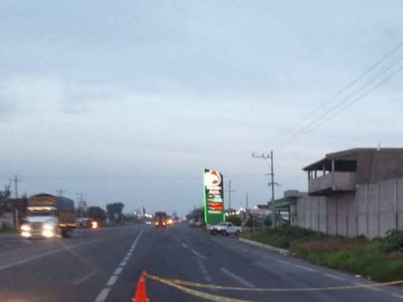Conductor asesina a joven en Puebla-Tehuacán y se fuga