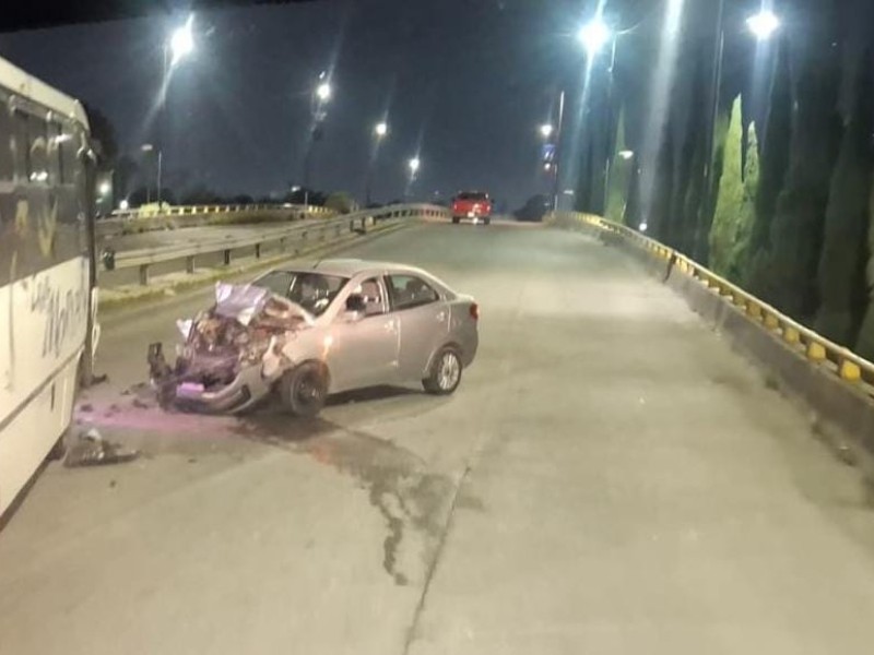 Conductor ebrio provoca choque en Bulevar Xonacatepec