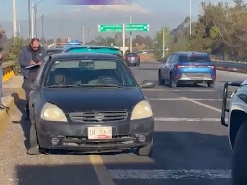 Conductor ebrio se mete en contrasentido y provoca choque múltiple en ...