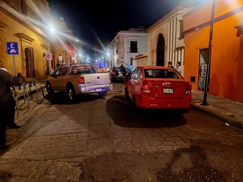 Conductor provoca múltiple choque en el Centro Histórico de Oaxaca