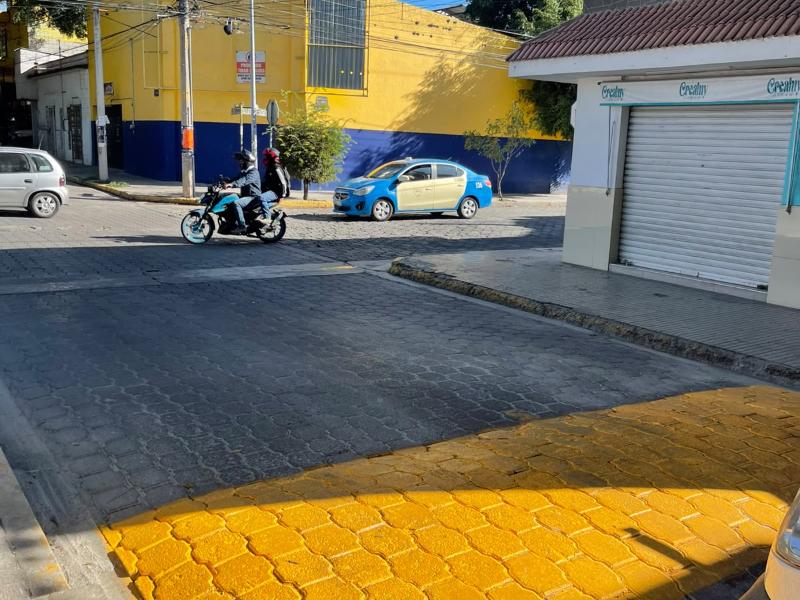 Conductores dudan sobre la ubicación de tope en Paseo Hidalgo