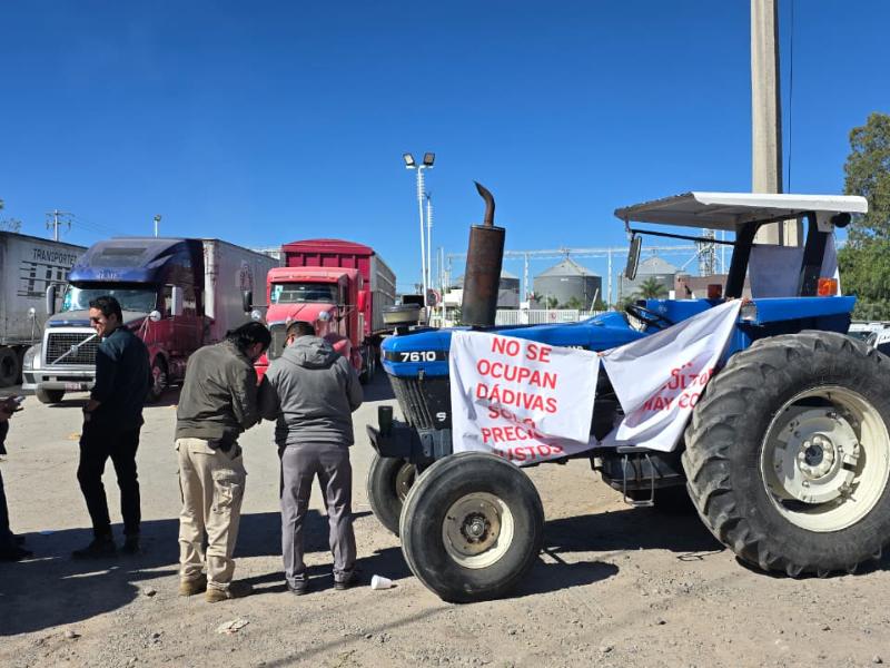 Confederación Agropecuaria suspende movilización del martes; exige acuerdos para rescatar al campo