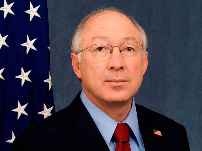 Confirma Senado estadounidense a Ken Salazar como embajador en México