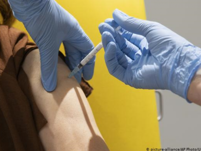 Confirmado, lunes llega primer remesa de vacuna contra COVID