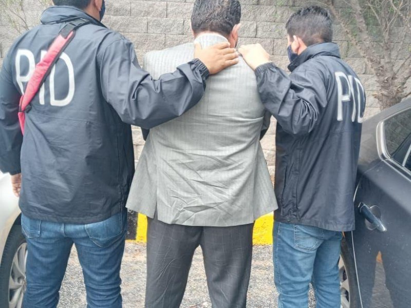 Confirman detención de regidor por presuntos actos de corrupción