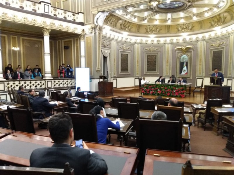 Confrontación entre bancadas tras informe de gobierno