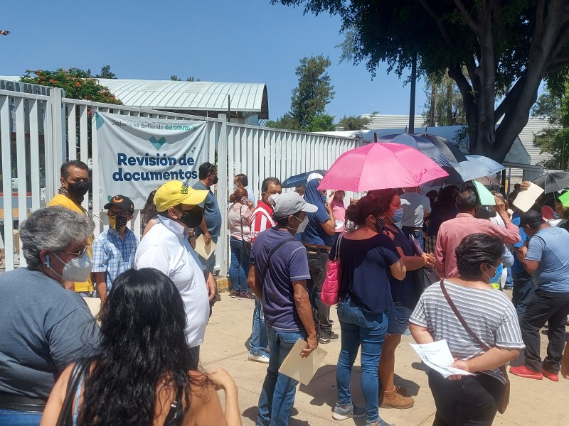 Confusión en CUCEI, arranca vacunación para Guadalajara