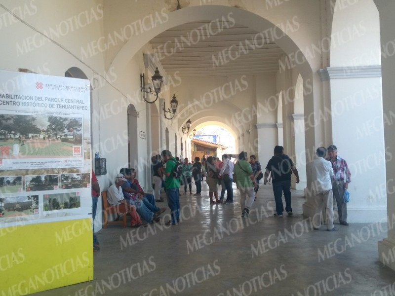 Congelan cuentas del Ayuntamiento de Tehuantepec