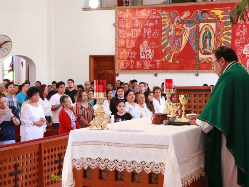 Congregaciones religiosas suspenden actividades