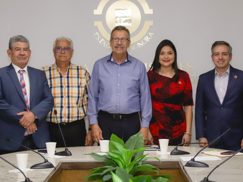 Congreso avanza en protección de beneficiarios de programas sociales