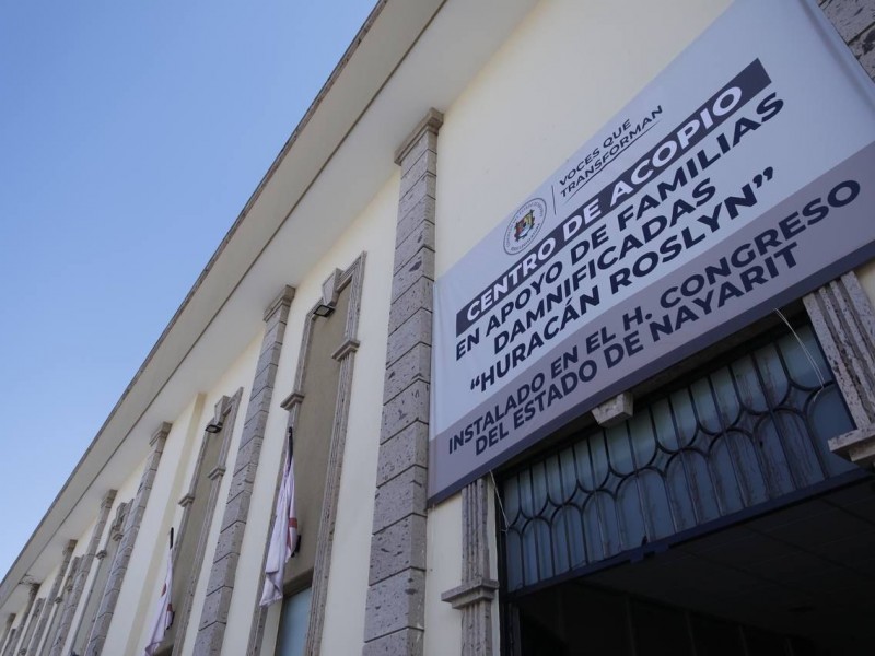 Congreso instala centro de acopio para damnificados de Roslyn