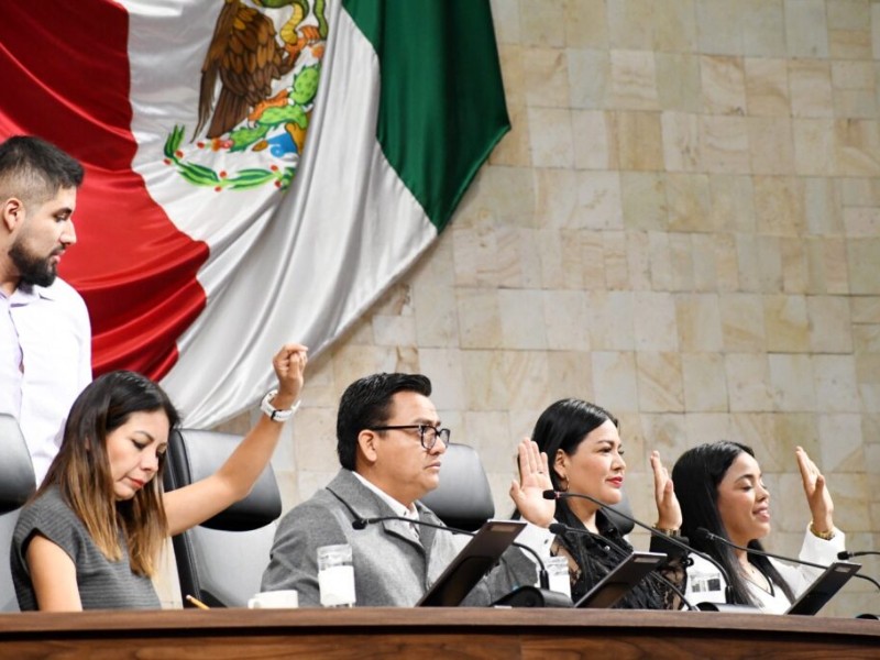 Congreso proponen permitir uniformes escolares adaptados a las condiciones climáticas de Oaxaca