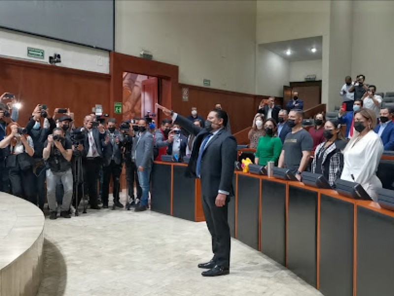 Congreso ratifica a Luis Joaquín Méndez como nuevo Fiscal