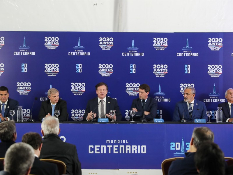 CONMEBOL levanta la mano para organizar Copa del Mundo 2030