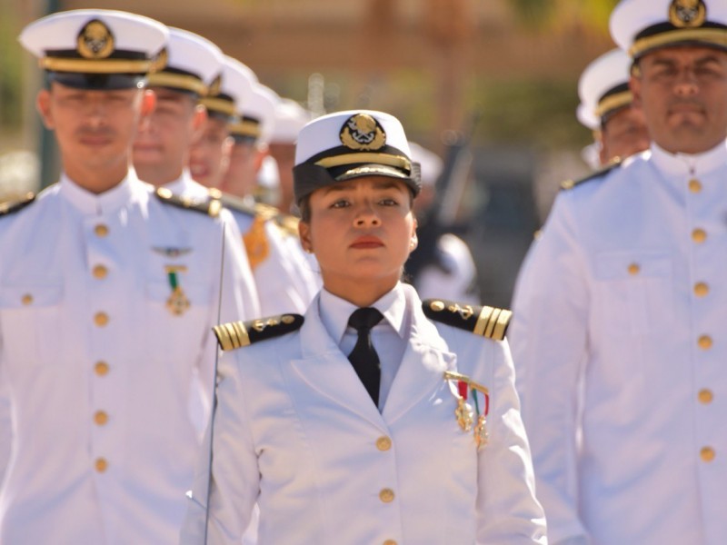 Conmemora gobernador Alfonso Durazo Día de la Armada