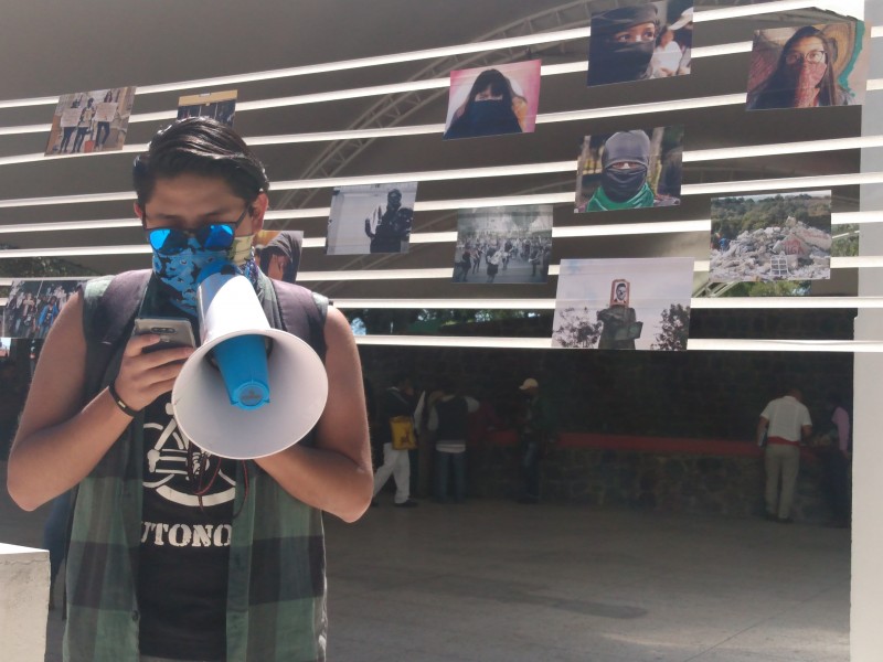 Conmemoran colectivos el 2 de octubre en Toluca