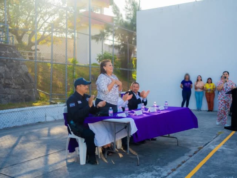 Conmemoran día de las madres en CERESO Femenil 