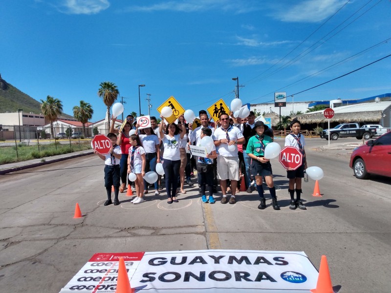 Conmemoran día del peatón en Guaymas