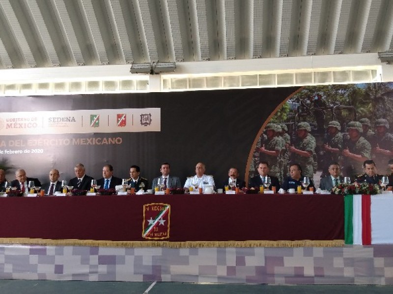 Conmemoran el 107 aniversario del ejército Mexicano