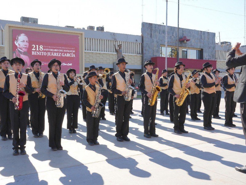 Conmemoran el 218 Aniversario del natalicio de Benito Juárez