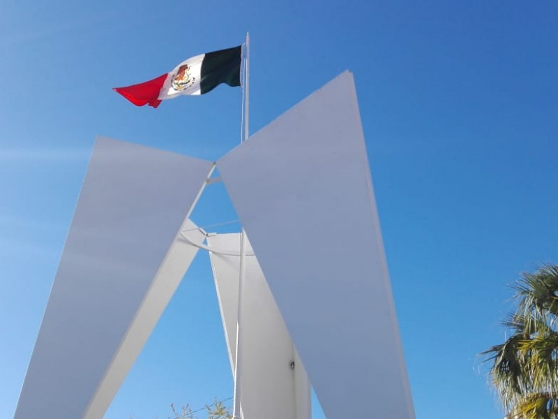 Conmemoran el día de la bandera