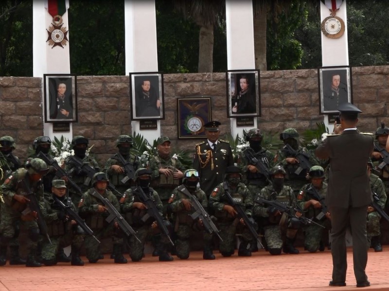 Conmemoran el día de los niños héroes en Culiacán